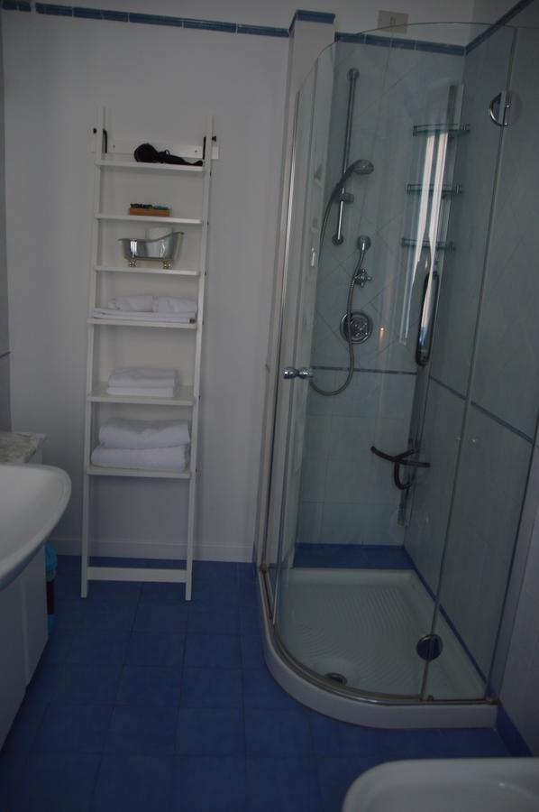 B&B In Villa Civitanova Marche Buitenkant foto